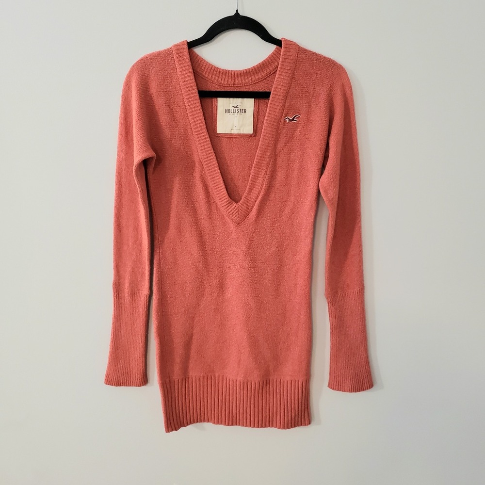Vintage Hollister Y2K Sweater Medium V-Neck Xtra Long Sleeves Deep V Preppy Fall